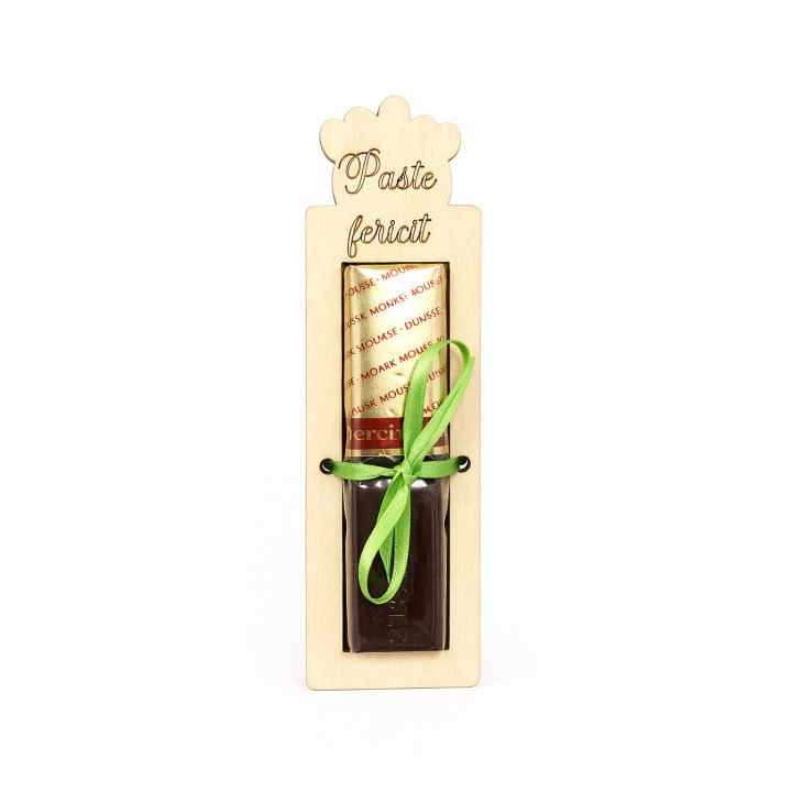 Holzgeschenk „Frohe Ostern” mit Schokolade – RoArtizan