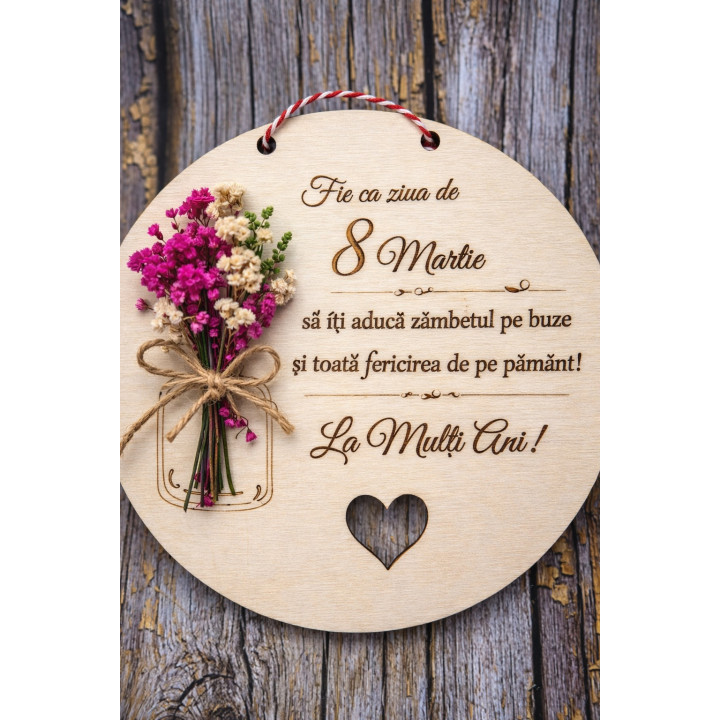 Women's Day plaque with dried flowers – engraved message