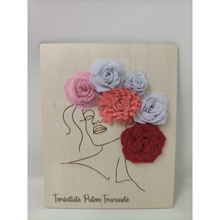 Wood wall art with felt flowers – Femininity & Power
