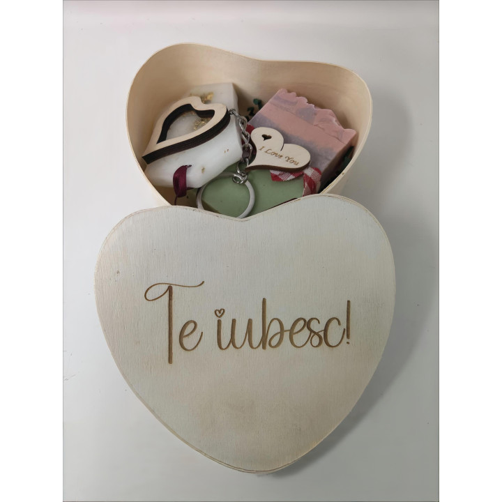 I Love You Heart Gift Box – Romantic Personalized Set