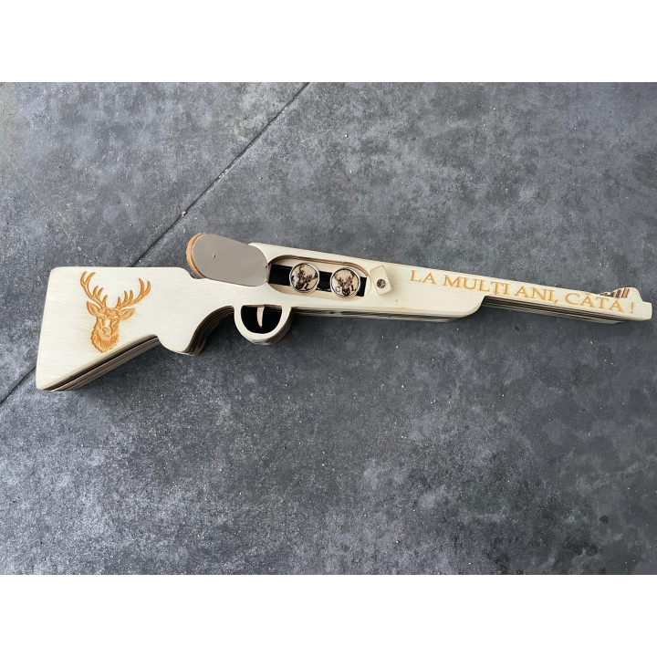 Cutie Butoni Personalizata Vanator La Multi Ani Cata