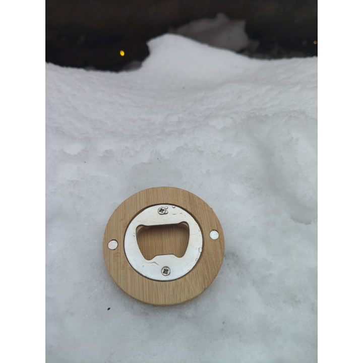 Wooden Bottle Opener Hunters’ Ball, magnet, 5 cm
