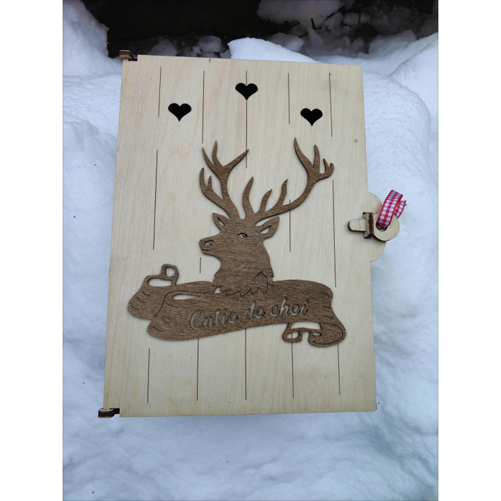 Personalized Wooden Key Box - Rustic Deer