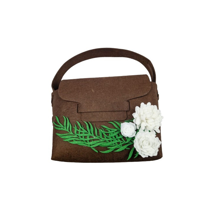 Geanta handmade fetru maro cu flori albe decorative