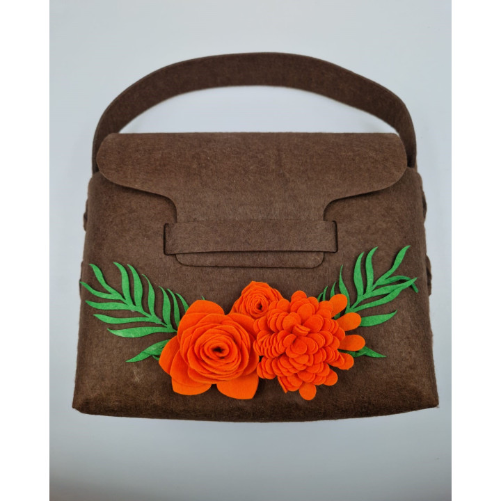 Geanta handmade fetru maro cu flori portocalii decorative