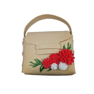 Geanta handmade fetru crem cu flori rosii si albe decorative