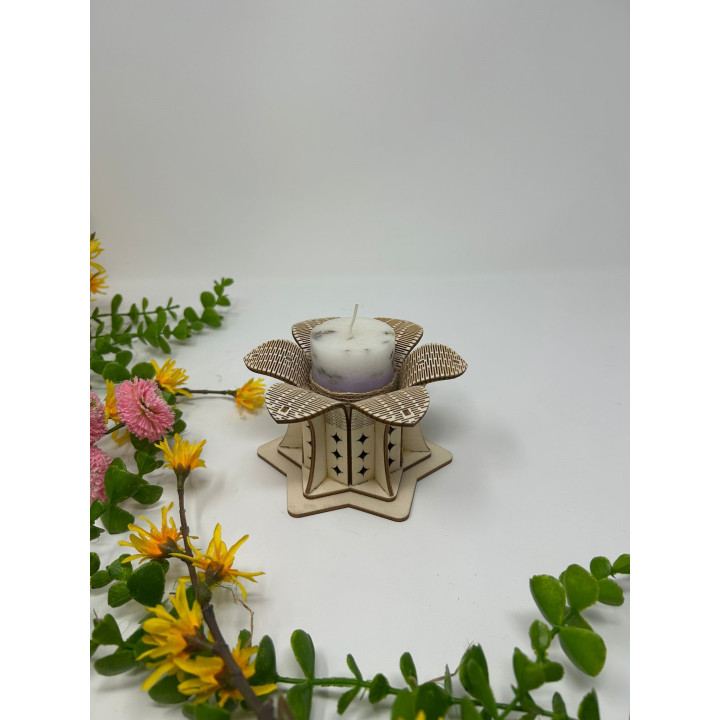 Teelichthalter Blume aus Holz – Kerzenhalter